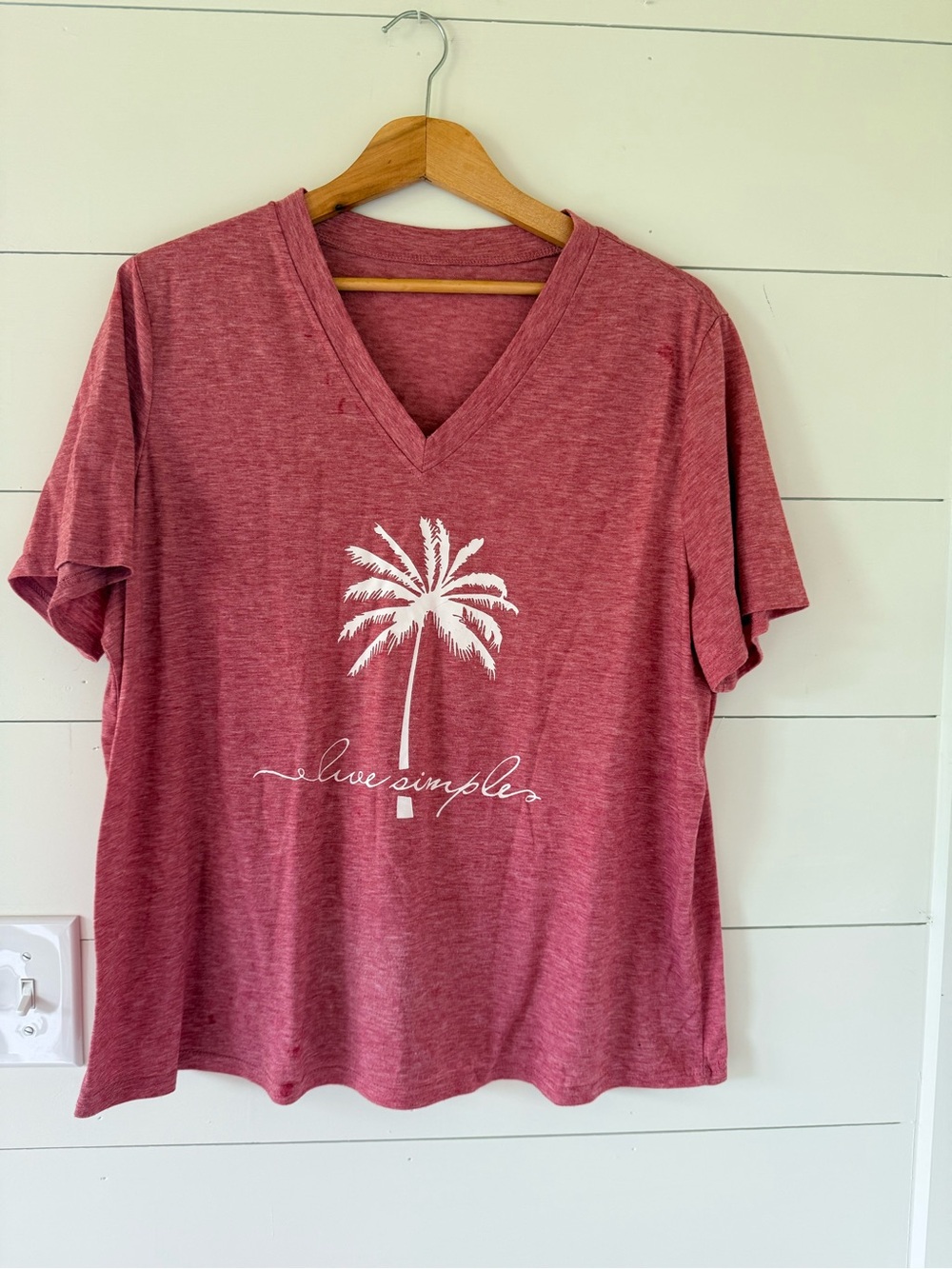 V-Neck Palm Graphic Tee in Dusty Rose
